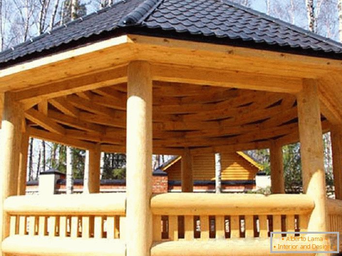 The arbor in a Scandinavian style is modern.