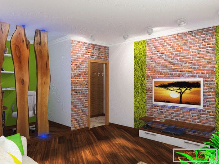 The brickwork is advantageously combined with the wooden decoration of the living room.