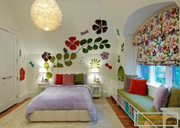 Choose the color of the children's room - a colorful design on the photo