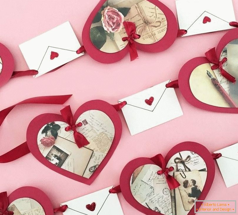 Garland of Hearts and Envelopes