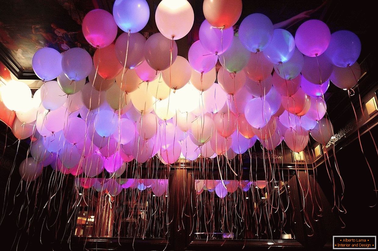 Lamps inside the balloons