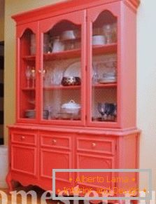Renovation of the old cupboard by painting
