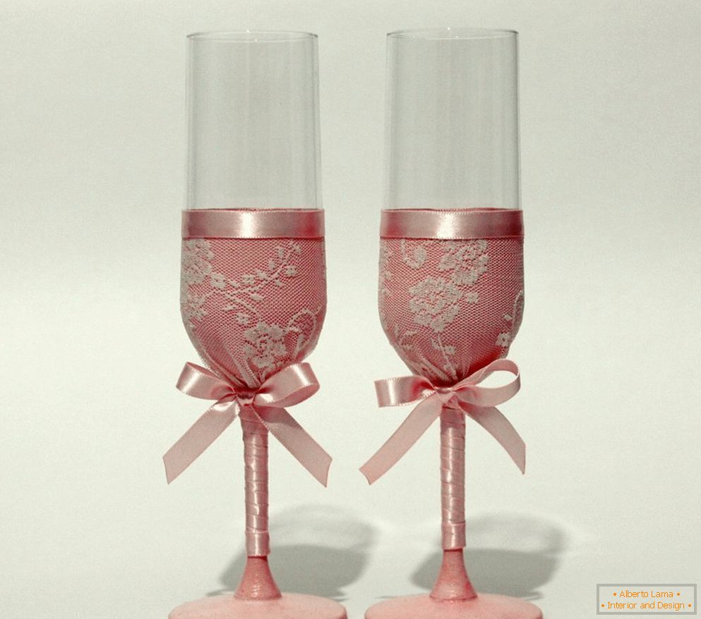 Decorating Glasses with Cloth