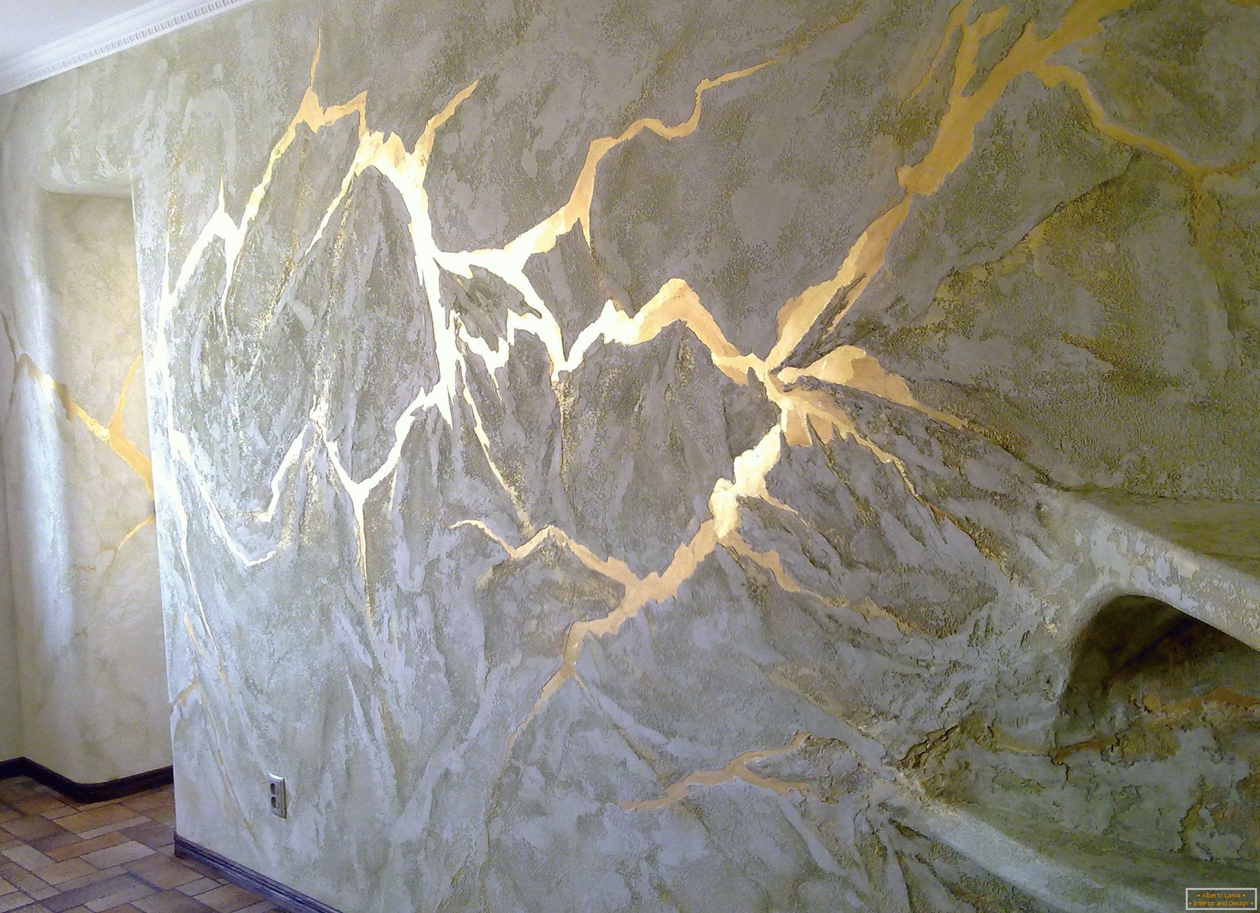 Wall decorated with decorative plaster