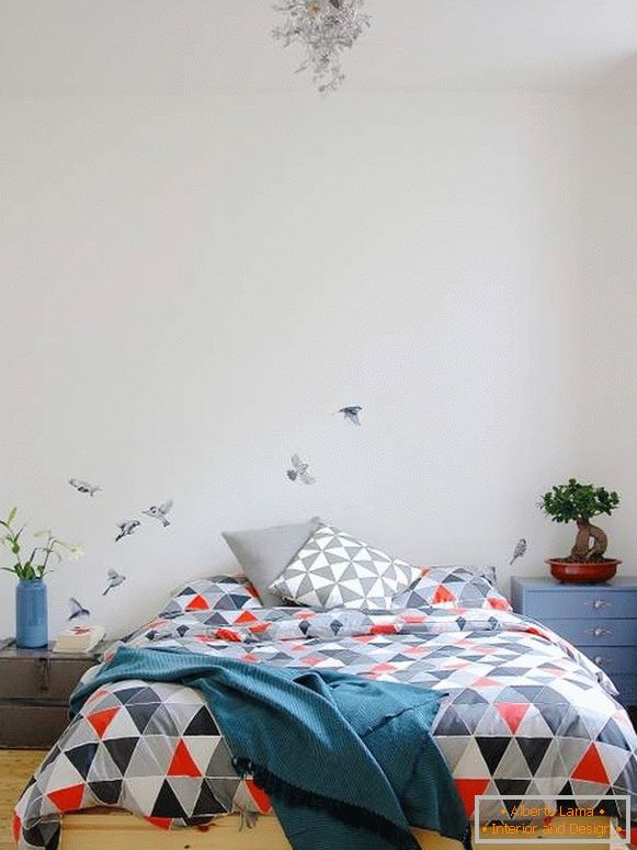 Vinyl stickers on the wall - fluttering birds