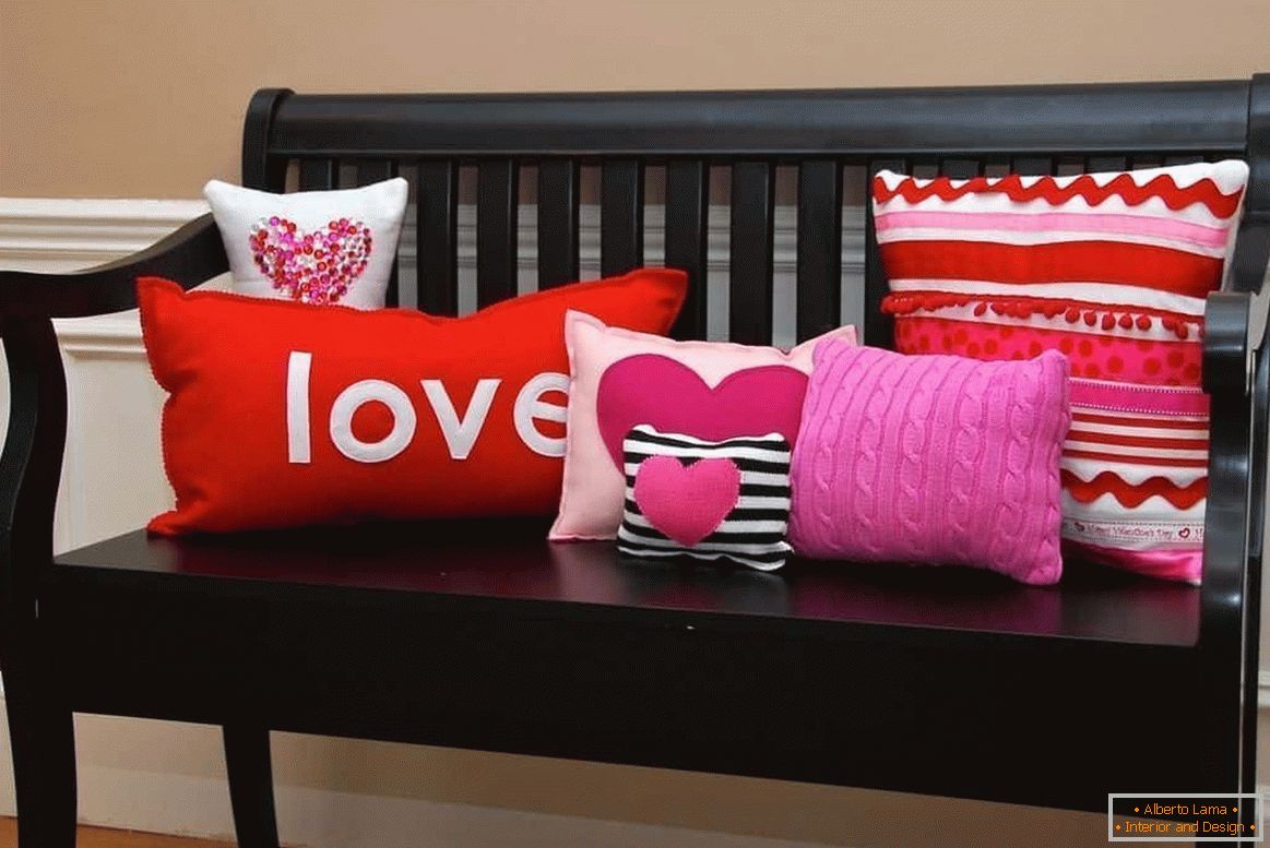 Decorative pillows