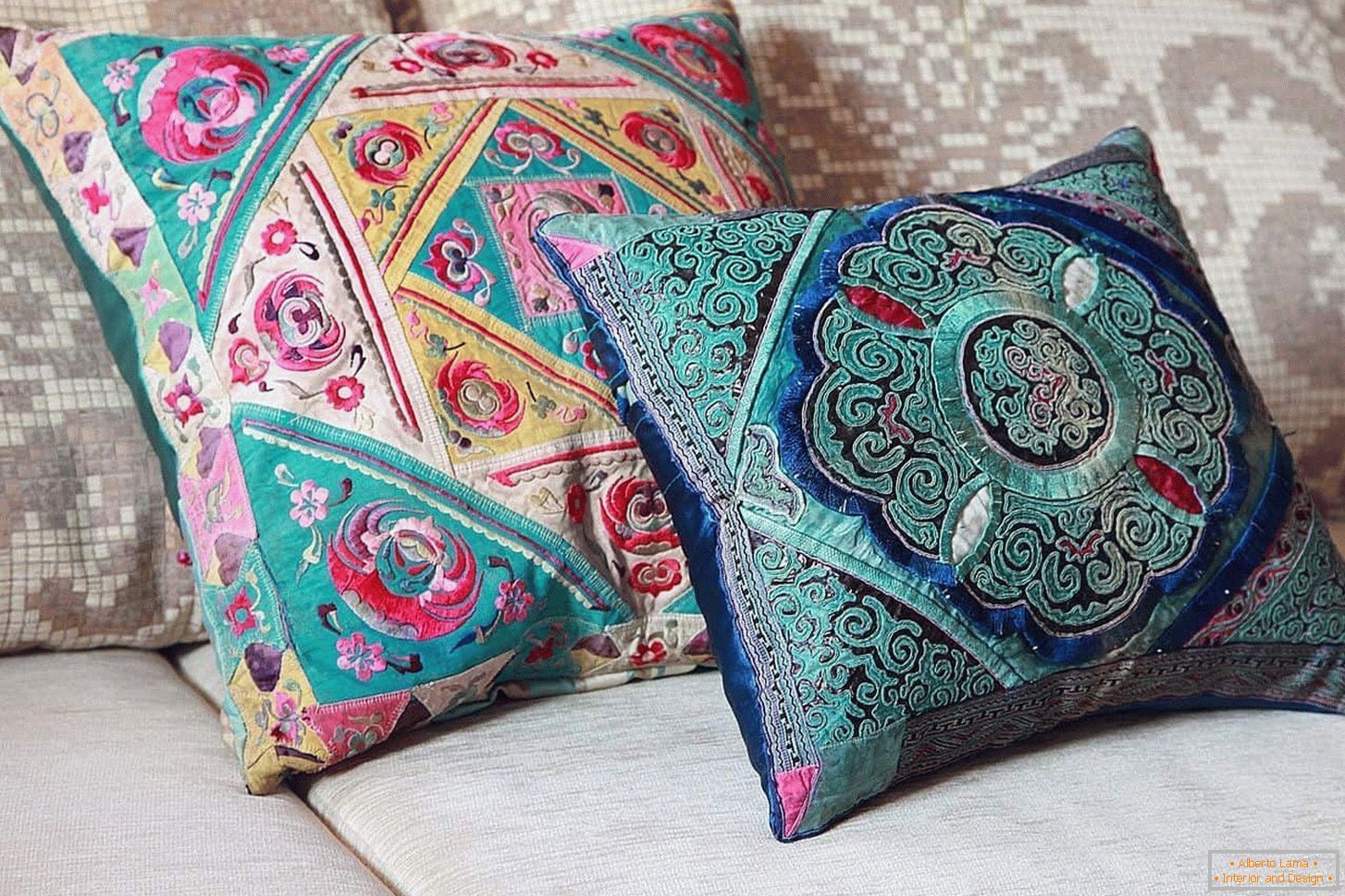Decorative pillows в восточном стиле