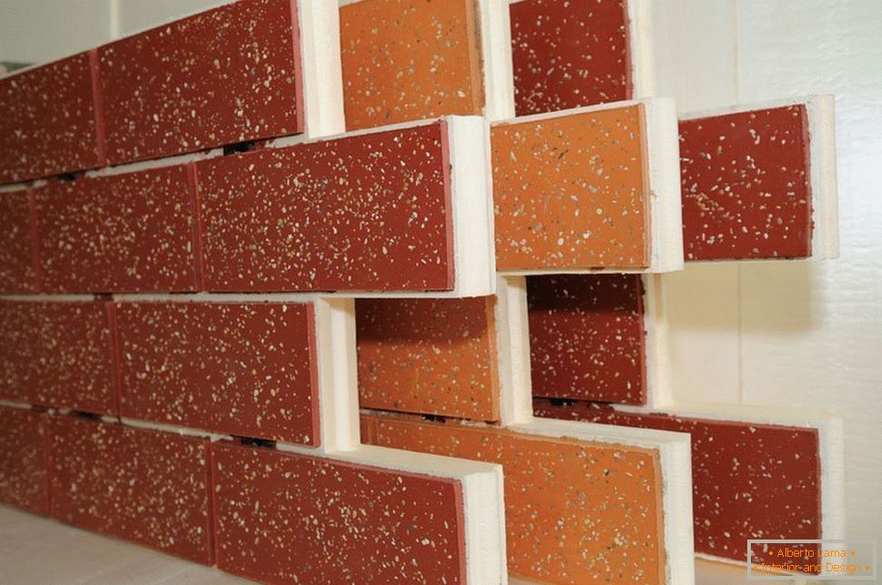 Tiles for bricks made of expanded polystyrene