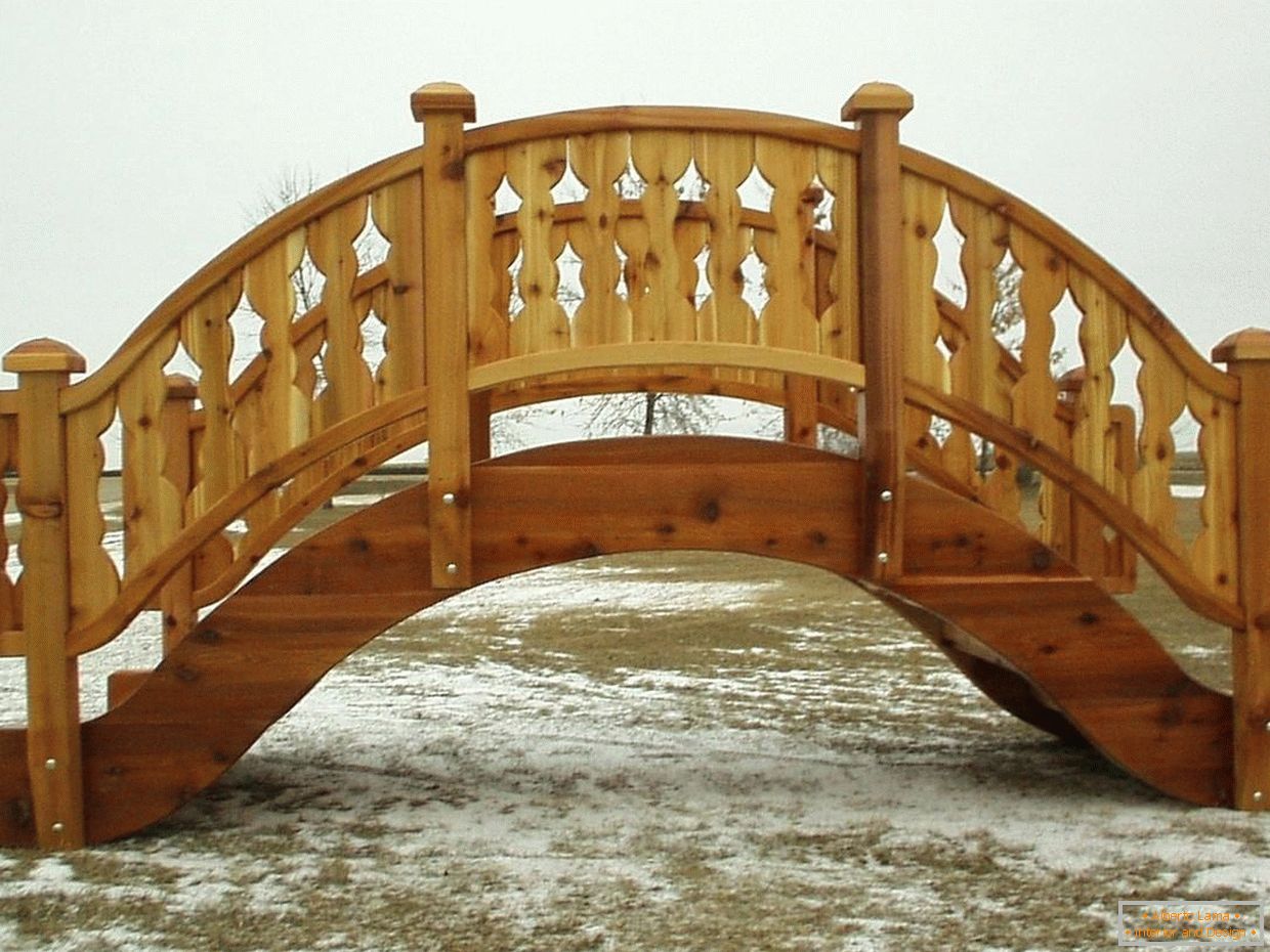 Wooden bridge with own hands