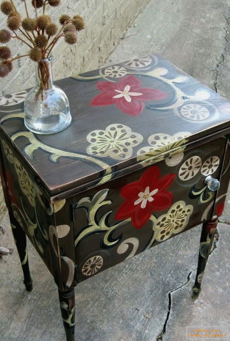 Table with flowers and patterns