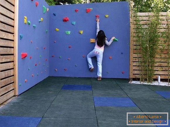 children-complex-for-climbing