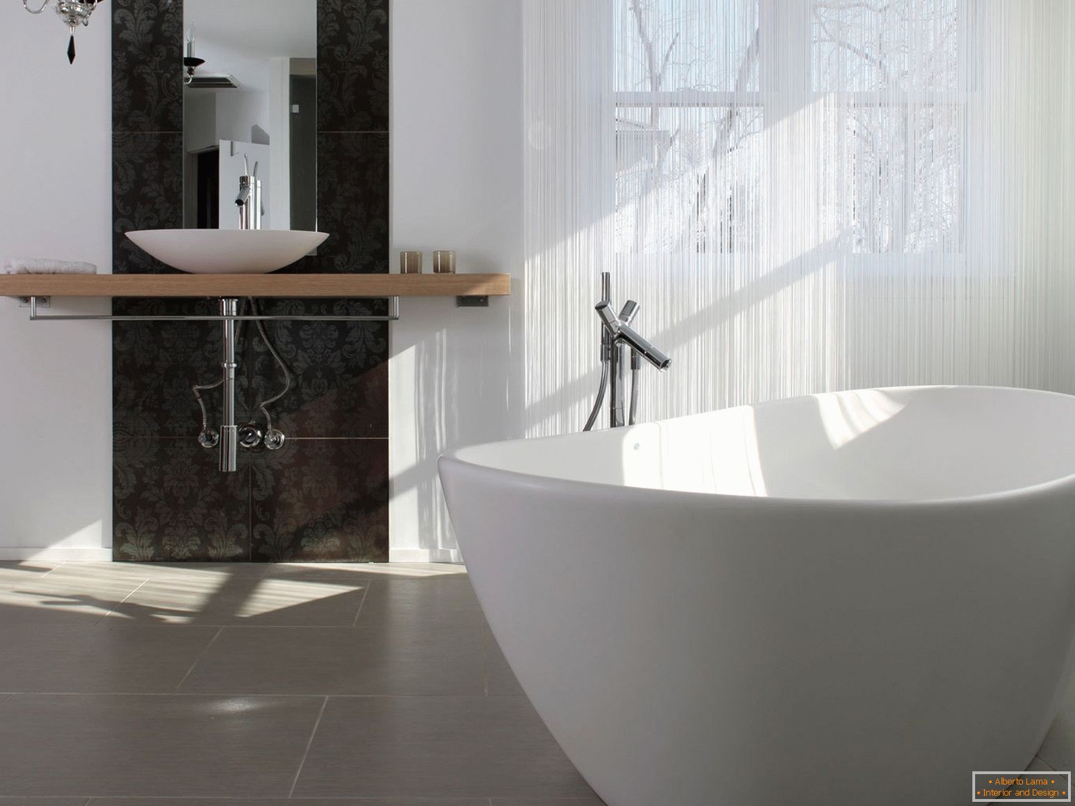 Luxury and simplicity in the design of the bathroom