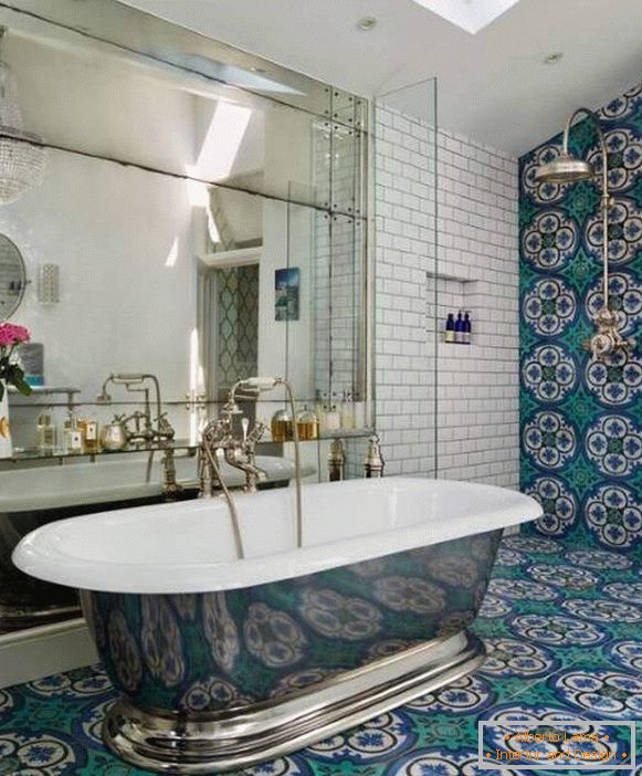Bathroom design with Moroccan tiles