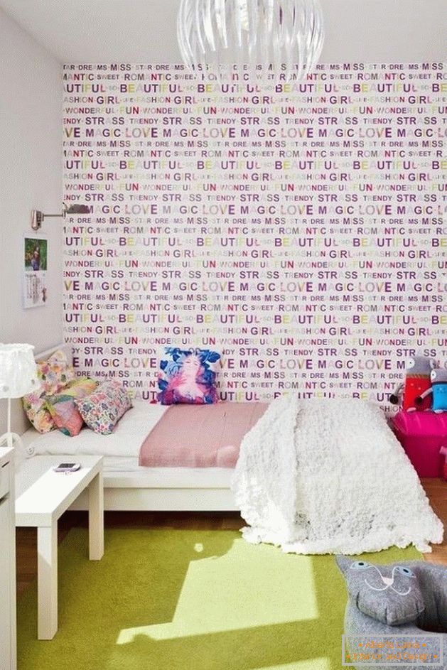 Colored wallpaper in the bedroom of the girl