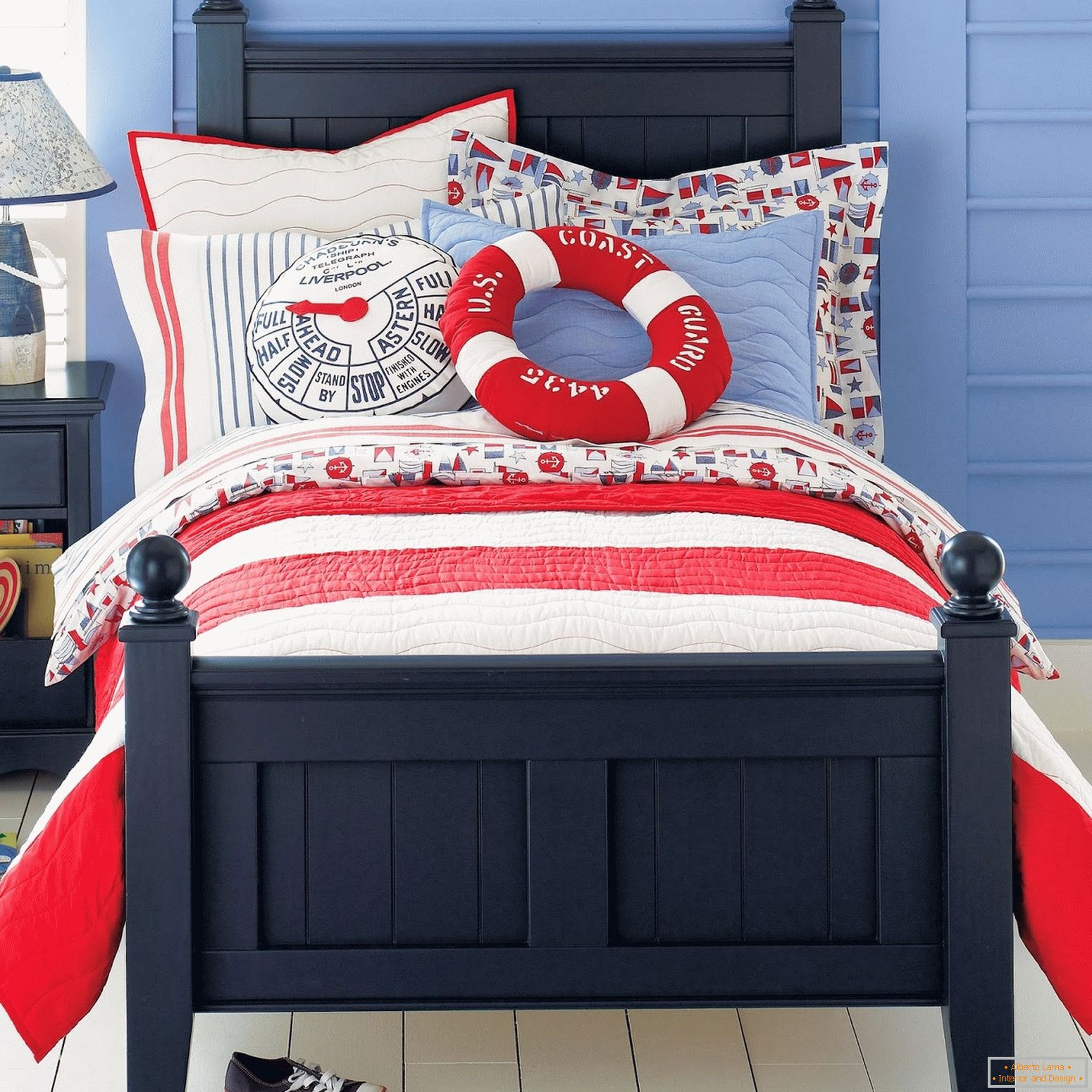 A bed for a sailor's boy