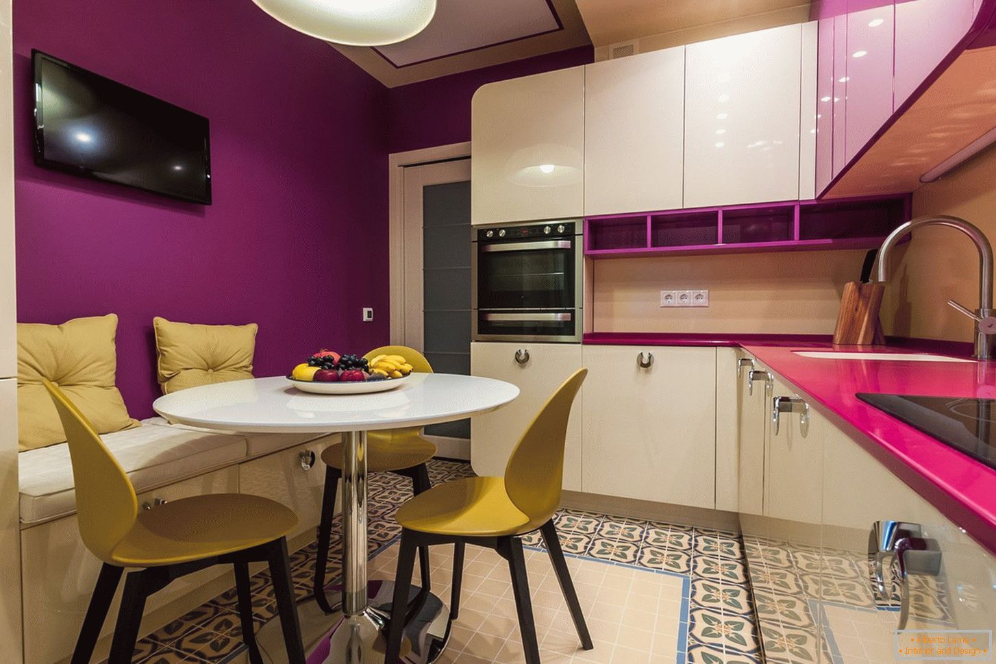 Purple walls in the kitchen