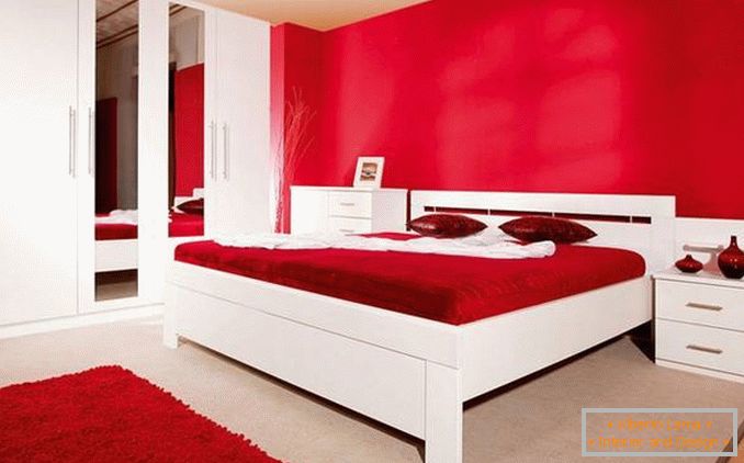 red bedroom design, photo 12
