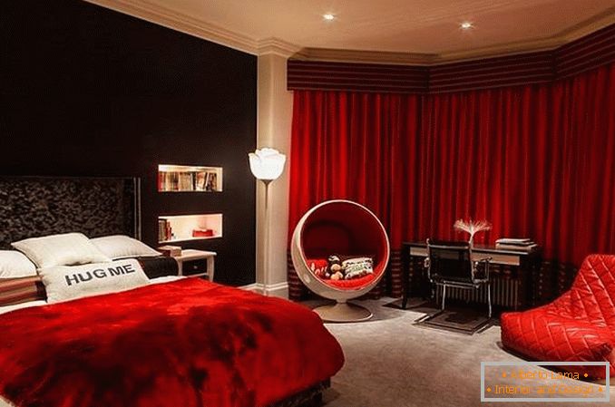 red bedroom design, photo 22