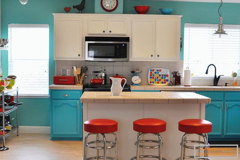 classic-kitchen-remodeling-paint-walls-standard_b82ed6814cc033c1654a631c79177262
