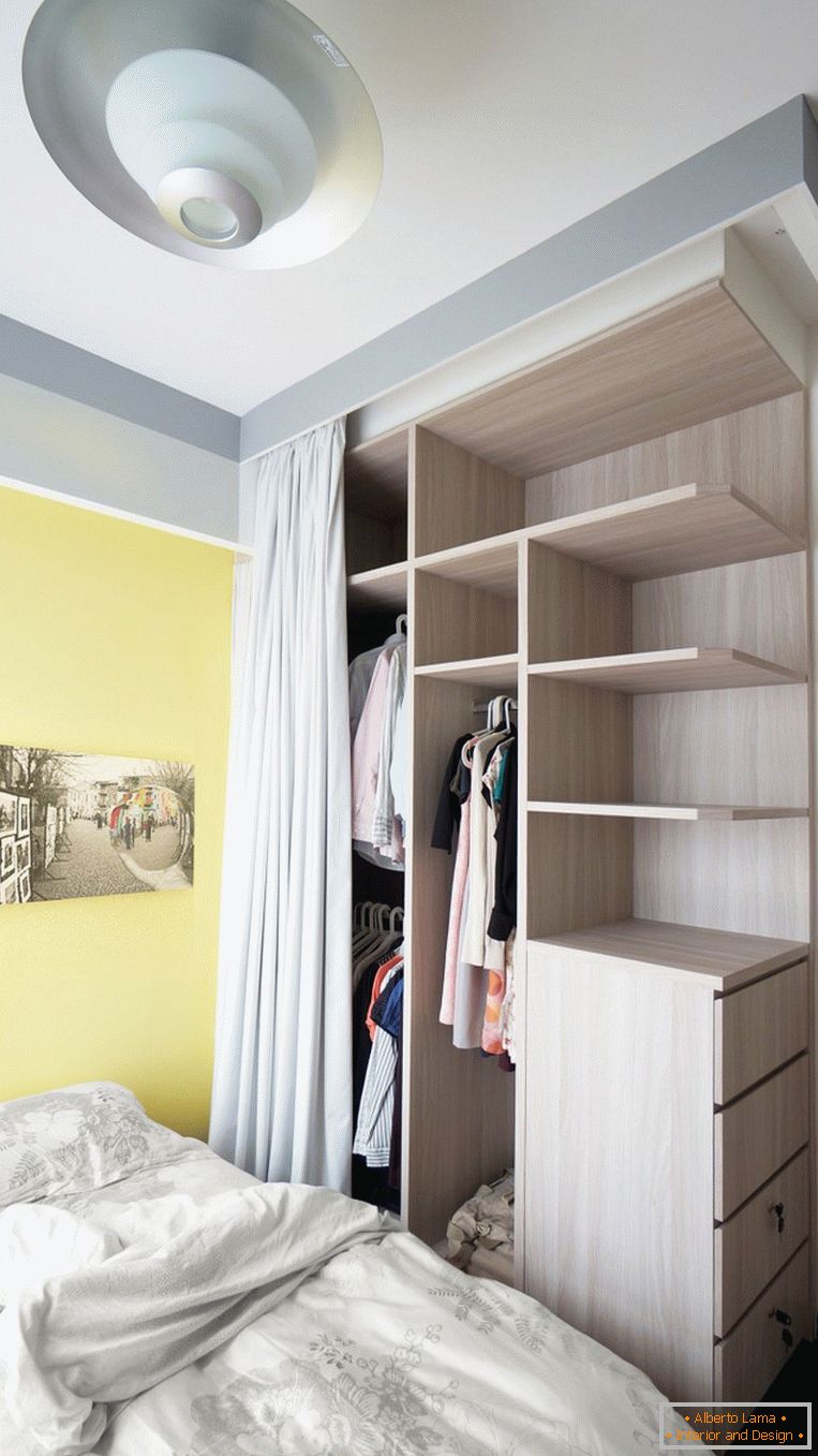 Wardrobe in the bedroom