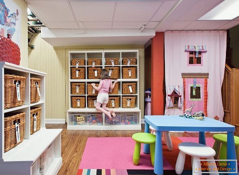 Playroom for children в подвале