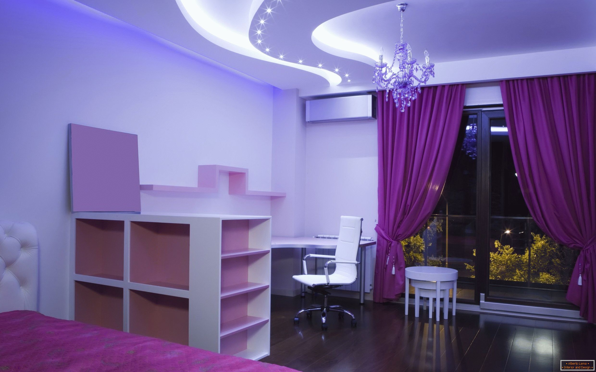 Room in lilac tones