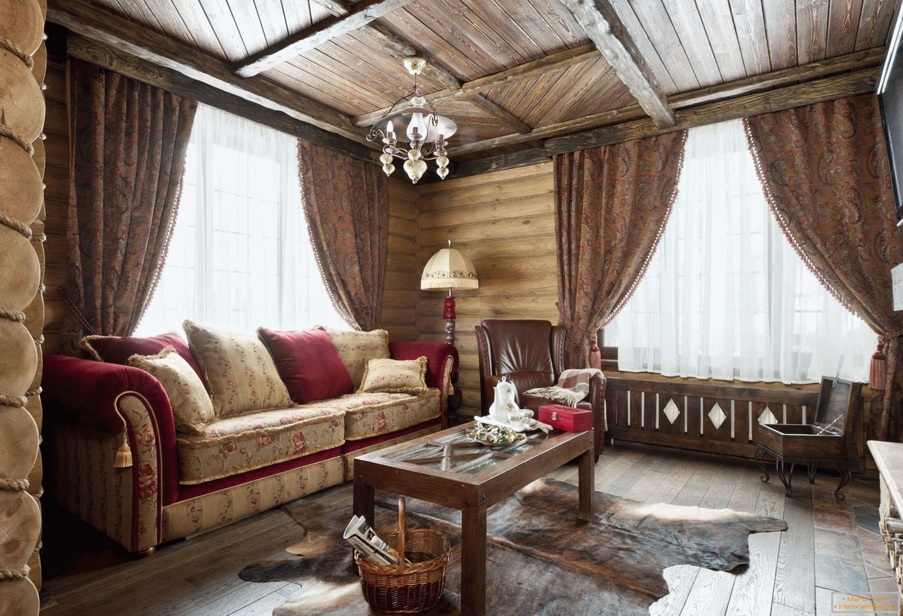 Wooden ceiling in the living room