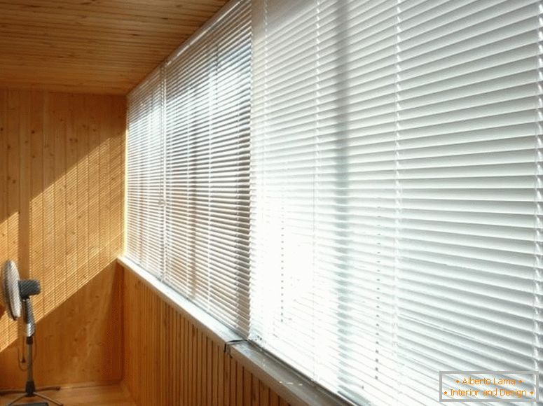 Blinds on the balcony