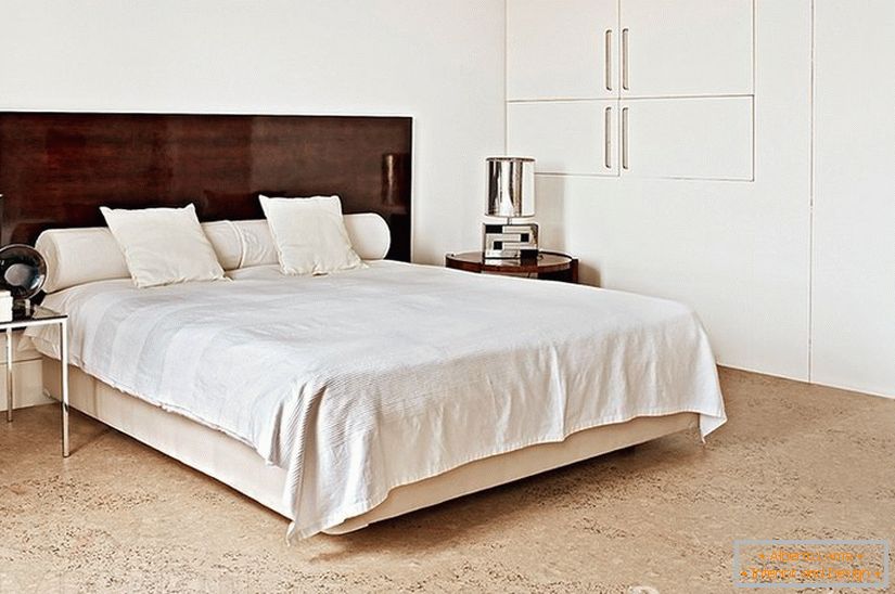 Bedroom in minimalist style