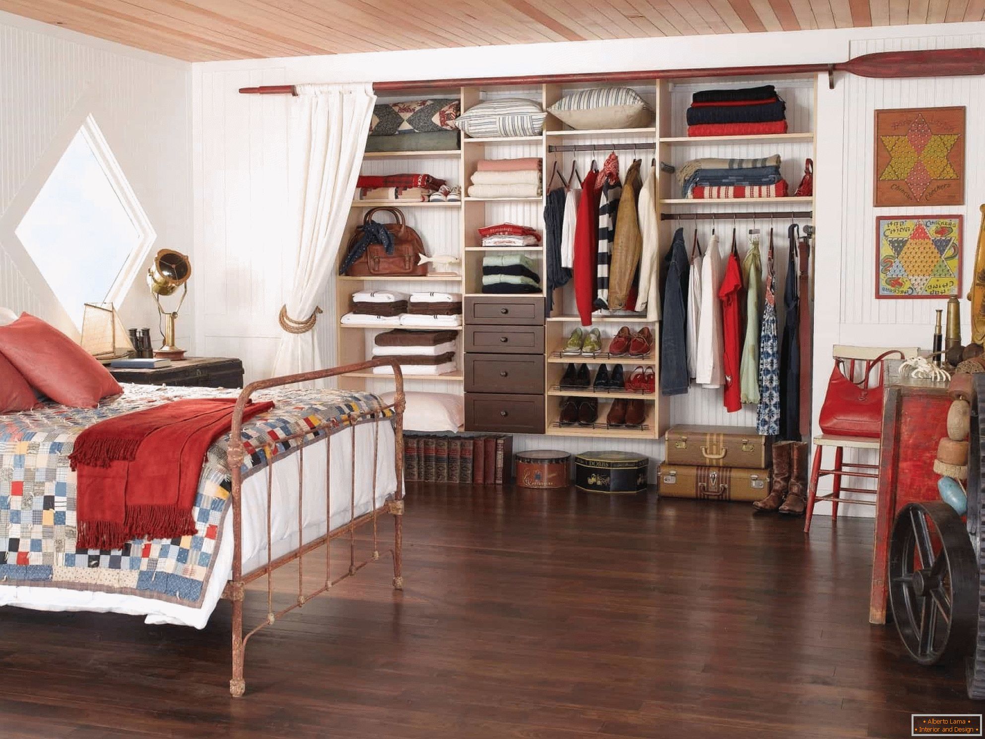 Cloakroom behind curtain in the bedroom