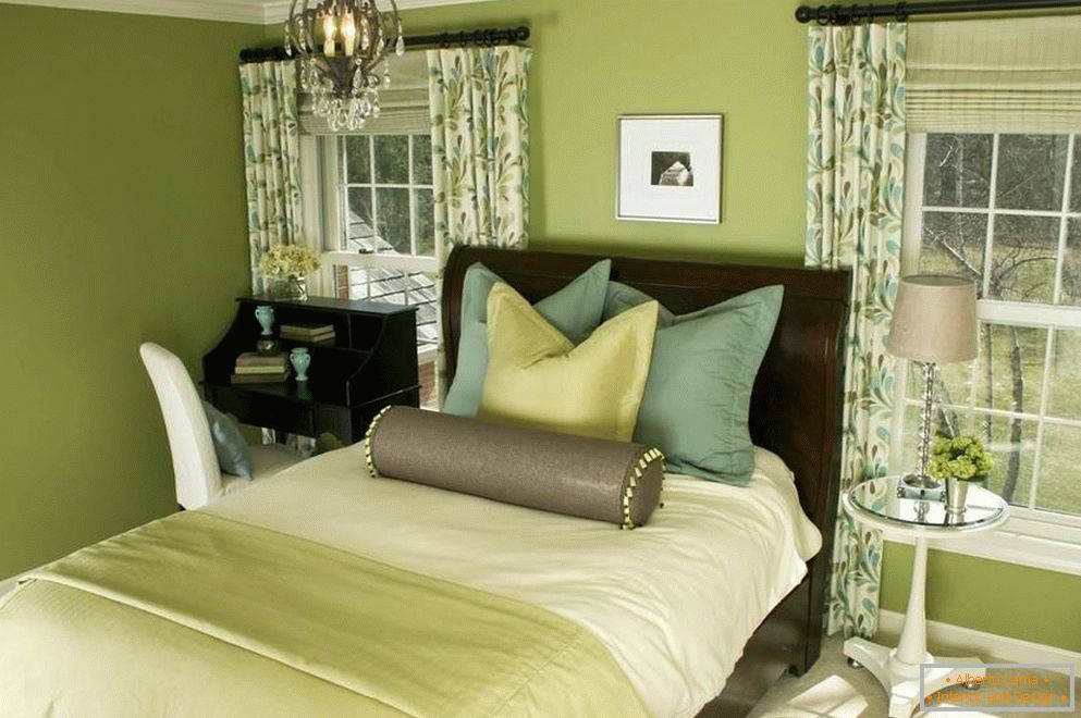 Beautiful bedroom in green tones