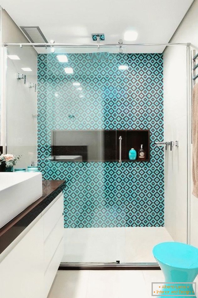 Turquoise tiles in the shower