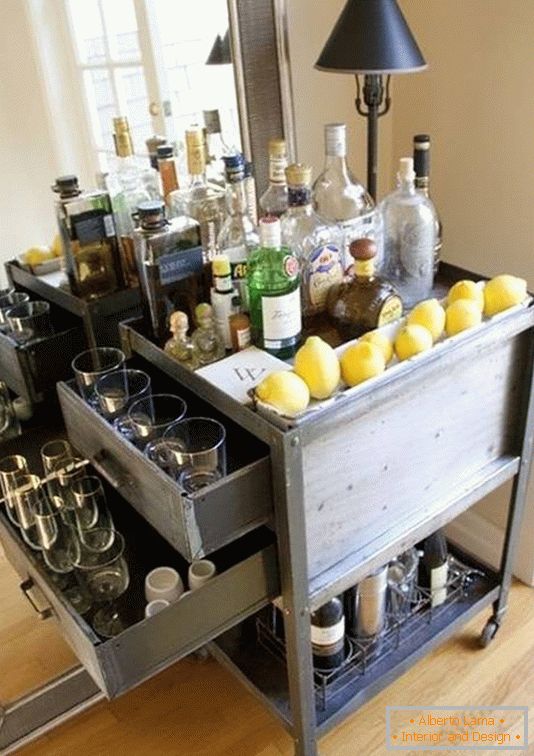 Home bar on wheels