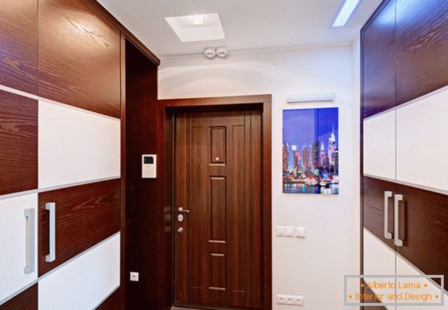 Entrance hall of a small studio apartment in Ukraine