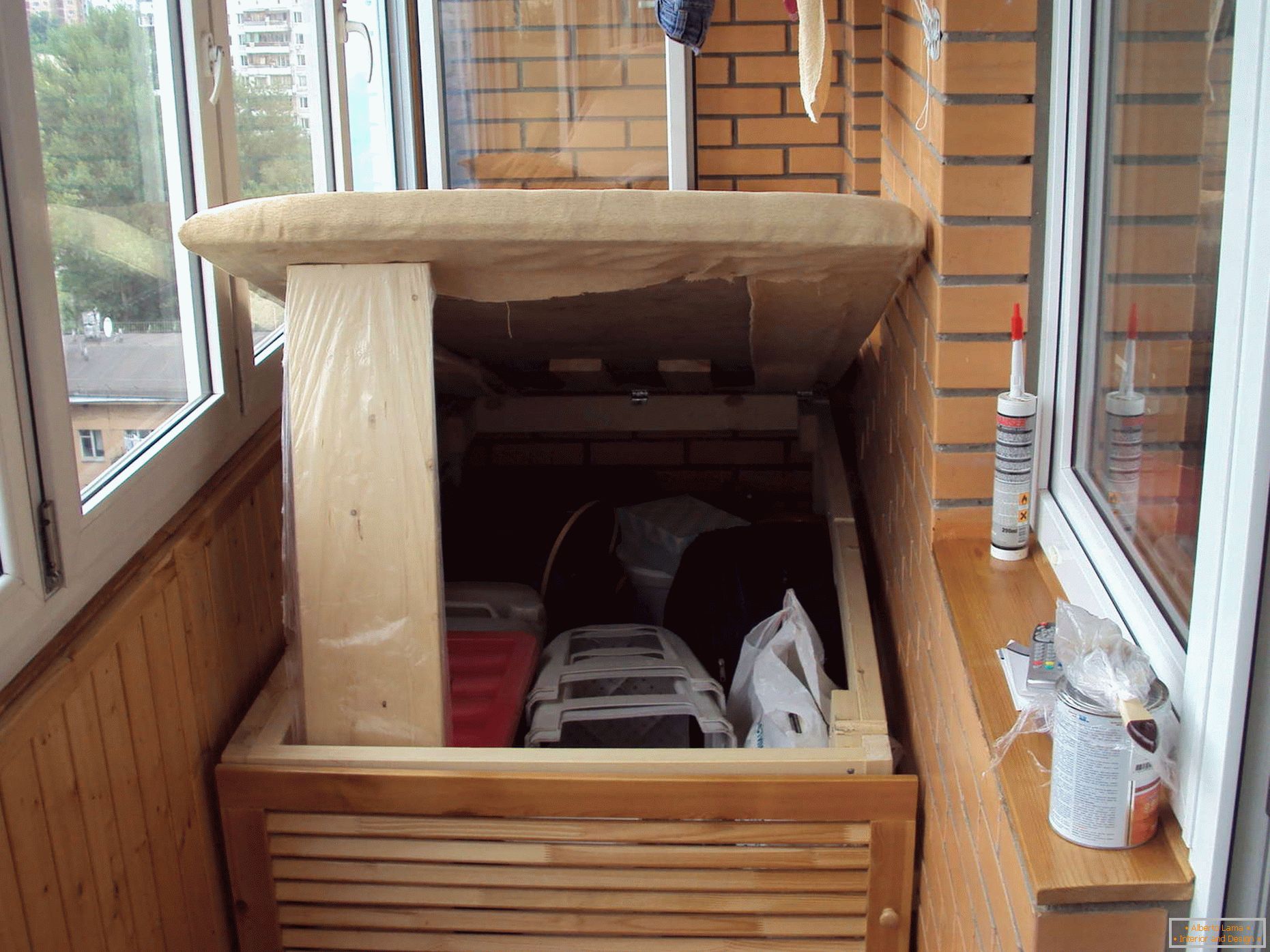 Closet-bed on the balcony