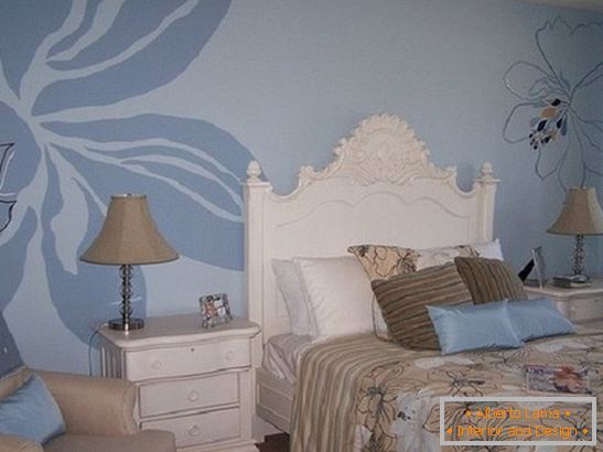 Bedroom in cold colors