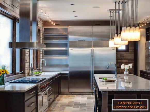 Natural stone on the walls in the kitchen