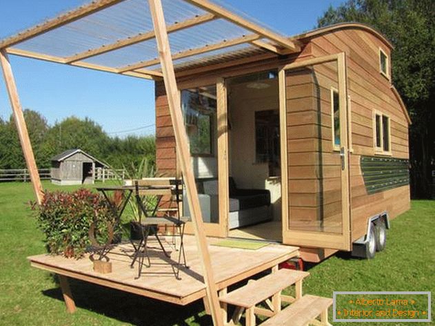Design the home of Kollyss by La Tiny House