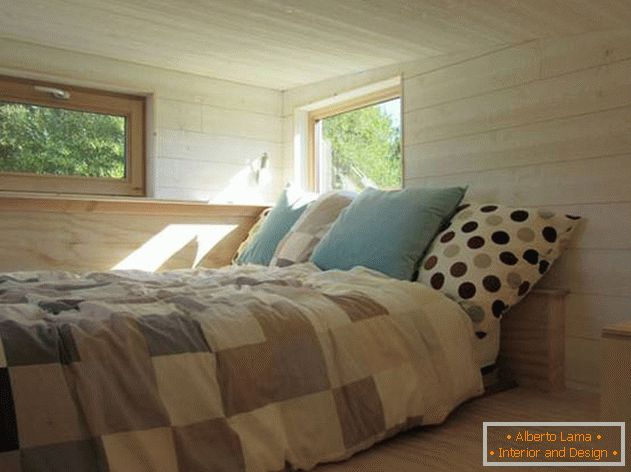 Design of the house on wheels: bedroom