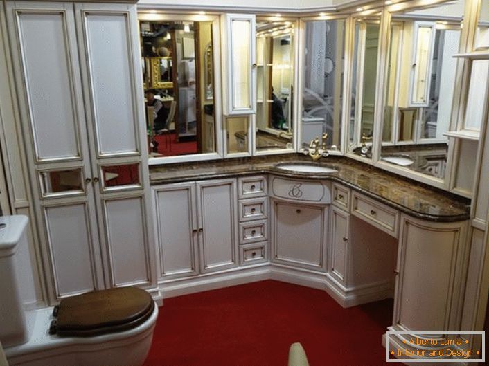 Cabinet furniture in the bathroom is an excellent, functional solution.