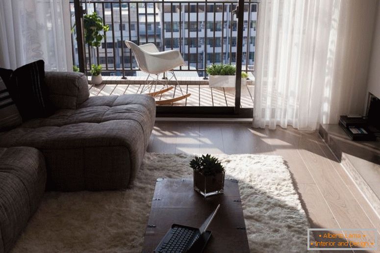 2-living-room-balcony