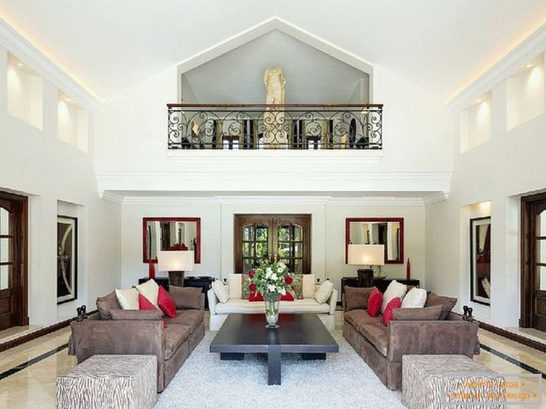 7-luxury-marbella-villa-living-room-with-balcony