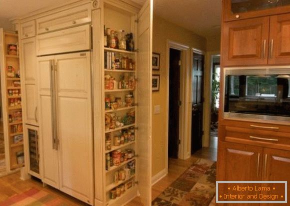 A narrow storeroom in the kitchen