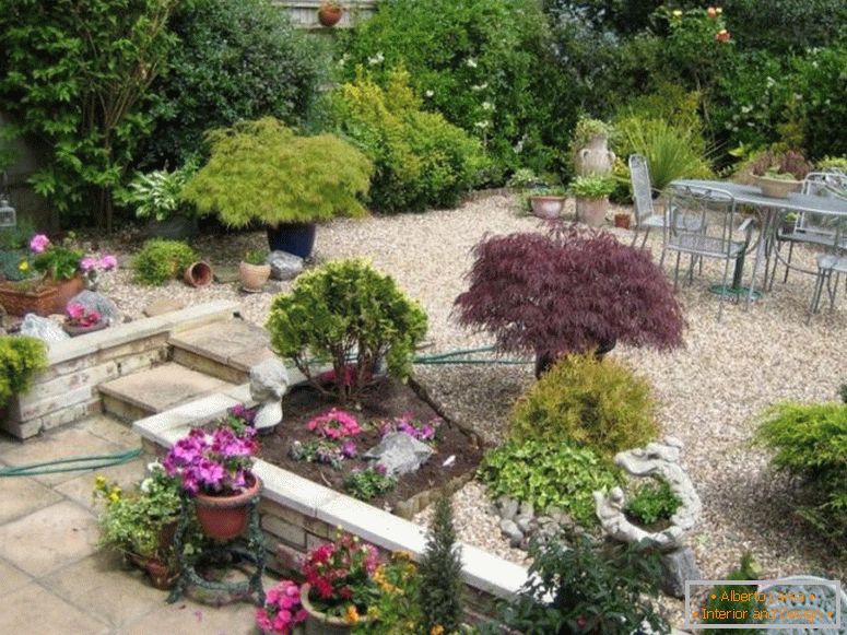 patio-ideas-small-garden-decorating-ideas-for-a-small-garden