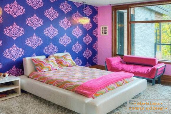The design of pasting walls with different wallpaper - a photo of a bedroom