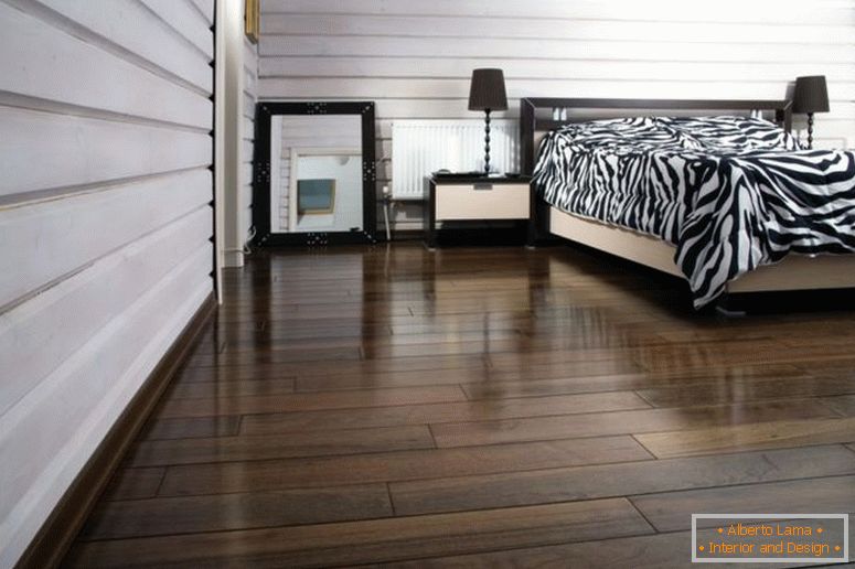How to paint a parquet is a simple instruction for
