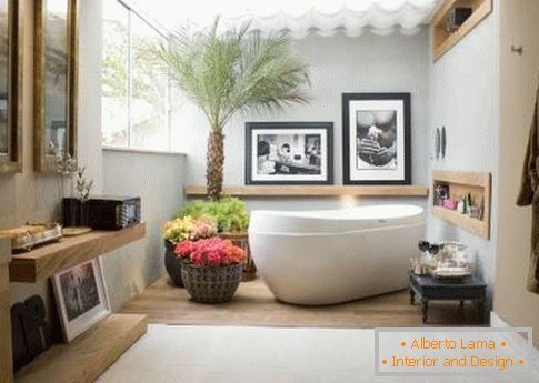 Bathroom as a dayroom