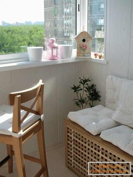 Pillows on the drawer on the balcony