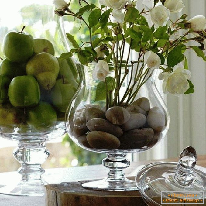 Vase decoration with stone and fruit