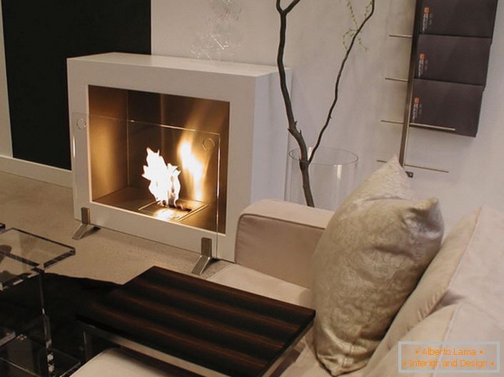 Elegant design of electric fireplace